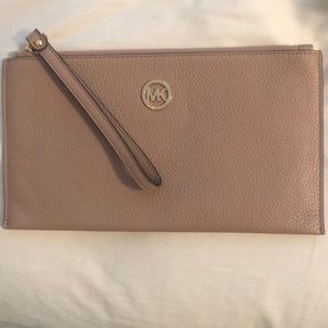 Michael Kors wristlet